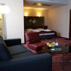 AZIMUT Hotel Cologne комната для гостей фото 7