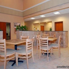Quality Inn & Suites Fishkill South near I-84 in Fishkill, United States of America from 142$, photos, reviews - zenhotels.com meals photo 2