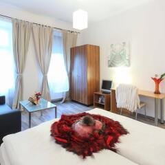 Апартаменты Queens Apartments комната для гостей фото 5
