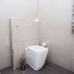 Отель Luxurious 4 Bedroom Flat by Baker Street Великобритания, Лондон - отзывы, цены и фото номеров - забронировать отель Luxurious 4 Bedroom Flat by Baker Street онлайн ванная фото 2