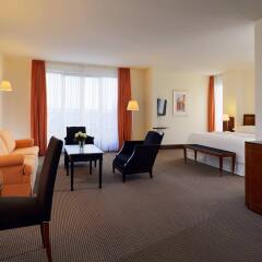 Sheraton Carlton Hotel Nuernberg комната для гостей