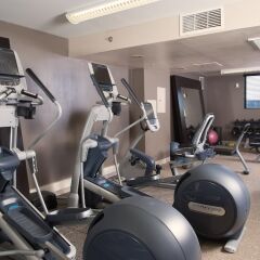 Отель Embassy Suites Bloomington Блумингтон фитнесс-зал фото 3