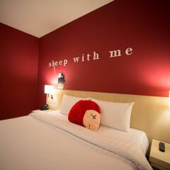 Sleep With Me Hotel design hotel @ patong комната для гостей