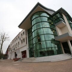 Отель Holiday Inn Express Birmingham Redditch парковка