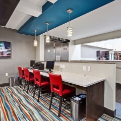 Отель Best Western Plus Port O'Call Hotel Канада, Калгари - отзывы, цены и фото номеров - забронировать отель Best Western Plus Port O'Call Hotel онлайн фото 5