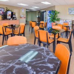 Отель Value Inn Worldwide-LAX гостиничный бар