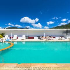 Отель Azure Phuket бассейн фото 3