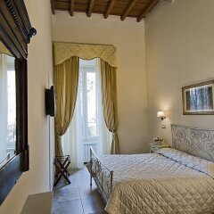 Hotel Le Clarisse al Pantheon сейф в номере