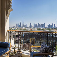 Отель Four Seasons Resort Dubai at Jumeirah Beach балкон