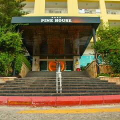 Pine House Hotel Турция, Кемер - 1 отзыв об отеле, цены и фото номеров - забронировать отель Pine House Hotel - All Inclusive онлайн приотельная территория