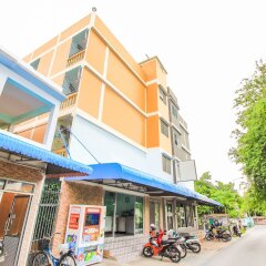 Отель OYO 309 Ze Residence Ram Intra Таиланд, Бангкок - отзывы, цены и фото номеров - забронировать отель OYO 309 Ze Residence Ram Intra онлайн вид на фасад