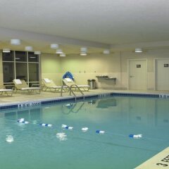 Отель Hampton Inn & Suites Staten Island США, Нью-Йорк - отзывы, цены и фото номеров - забронировать отель Hampton Inn & Suites Staten Island онлайн бассейн фото 2