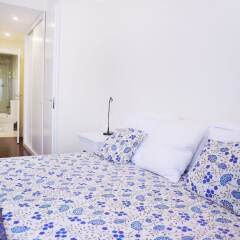 Апартаменты The Bonsai Apartment at Glamorous Chiado сейф в номере