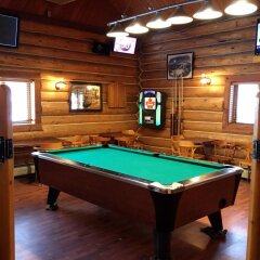 Отель Cariboo Lodge детские мероприятия фото 2