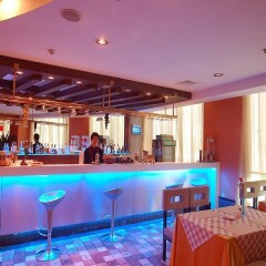 Huashi Hotel гостиничный бар