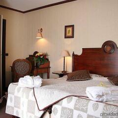 Отель Villa Montparnasse сейф в номере