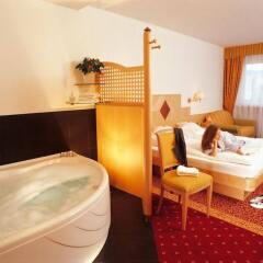 Hotel Das Stachelburg Парчинес спа фото 2