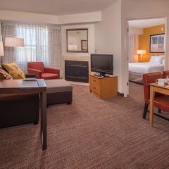 Отель Residence Inn Frederick комната для гостей фото 2