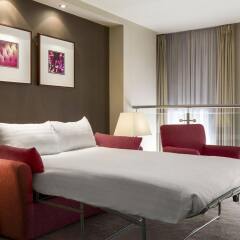 Отель NH London Kensington комната для гостей фото 4