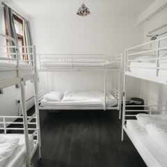 Отель The Walrus Bar and Hostel Великобритания, Лондон - отзывы, цены и фото номеров - забронировать отель The Walrus Bar and Hostel онлайн фото 6