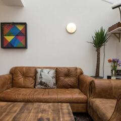 Отель Bright & Spacious 2 Bed w/ Terrace near City Centre комната для гостей фото 4