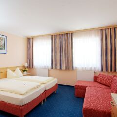 Hotel Nummerhof Эрдинг детские мероприятия фото 2