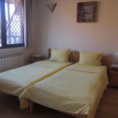 Отель Guest House Antoaneta Несебр комната для гостей фото 3