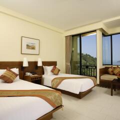 Отель Supalai Resort And Spa Phuket комната для гостей фото 2