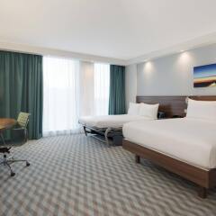 Отель Hampton by Hilton London Stansted Airport удобства в номере фото 2