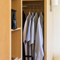 Отель ibis Muenchen City West Германия, Мюнхен - отзывы, цены и фото номеров - забронировать отель ibis Muenchen City West онлайн сейф в номере