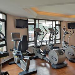 Отель Swissotel Merchant Court Singapore фитнесс-зал