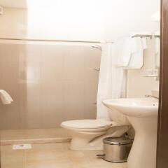 Antika Amman Hotel ванная
