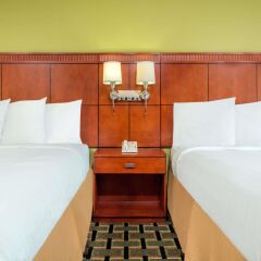 Отель Days Inn by Wyndham Knoxville East комната для гостей фото 4