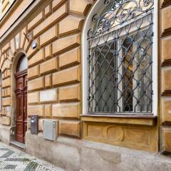 Апартаменты The Old Town Luxury Hideaway Apartment Прага комната для гостей фото 5