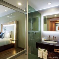 Отель Novotel Phuket Kamala Beach ванная фото 2
