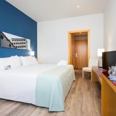 Отель TRYP Barcelona Aeropuerto Hotel Испания, Эль-Прат-де-Льобрегат - 7 отзывов об отеле, цены и фото номеров - забронировать отель TRYP Barcelona Aeropuerto Hotel онлайн удобства в номере фото 2