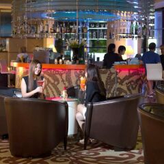 Отель Aetas Bangkok Бангкок гостиничный бар