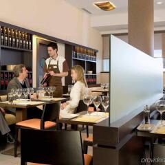 Hotel ibis Madrid Aeropuerto Barajas гостиничный бар