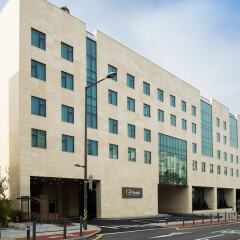 Orakai Cheonggyesan Hotel с домашними животными
