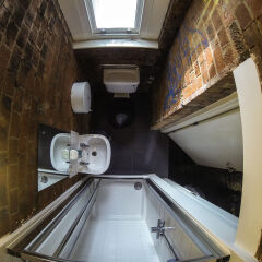The Dictionary Hostel ванная