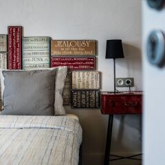 Отель 5 Vintage Guest House в номере