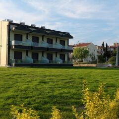 Апартаменты Paramithi Luxury Apartments Ситония вид на фасад
