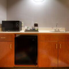 Отель Hampton Inn Milpitas удобства в номере