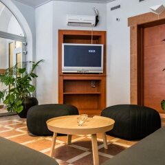 Отель Hotell Astoria Швеция, Мальме - 1 отзыв об отеле, цены и фото номеров - забронировать отель Hotell Astoria онлайн интерьер отеля фото 2