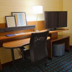 Отель Fairfield Inn & Suites by Marriott Columbus Airport США, Колумбус - отзывы, цены и фото номеров - забронировать отель Fairfield Inn & Suites by Marriott Columbus Airport онлайн удобства в номере