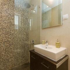 Отель Studio Central Square Сербия, Белград - отзывы, цены и фото номеров - забронировать отель Studio Central Square онлайн ванная фото 2