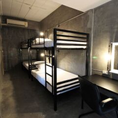 Urbanite Hostel Бангкок комната для гостей фото 3