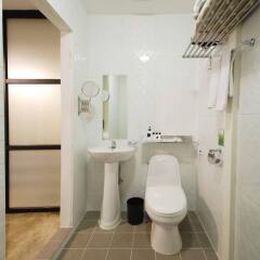 Отель Seoul Loft Apartments - SLA Южная Корея, Сеул - отзывы, цены и фото номеров - забронировать отель Seoul Loft Apartments - SLA онлайн ванная