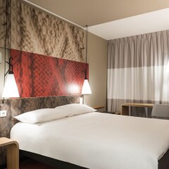 Отель ibis Edinburgh Centre Royal Mile – Hunter Square Великобритания, Эдинбург - 2 отзыва об отеле, цены и фото номеров - забронировать отель ibis Edinburgh Centre Royal Mile – Hunter Square онлайн фото 4