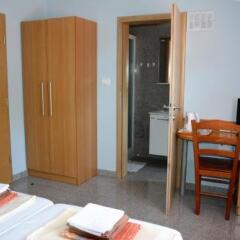 Отель Rooms Hrpelje удобства в номере